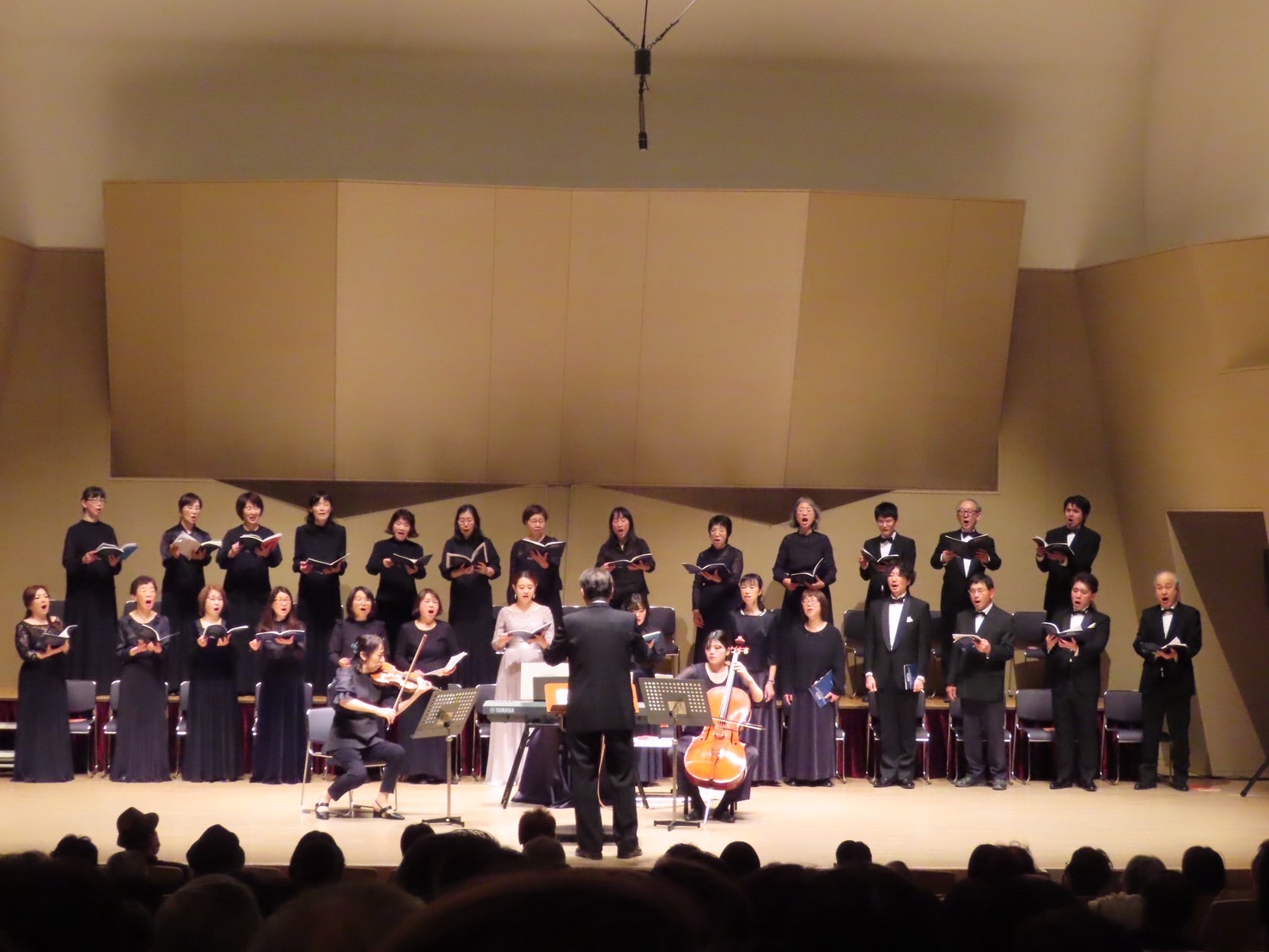 アンサンブル富山第20回演奏会ステージ写真 バッハアンサンブル富山第20回演奏会ステージ写真